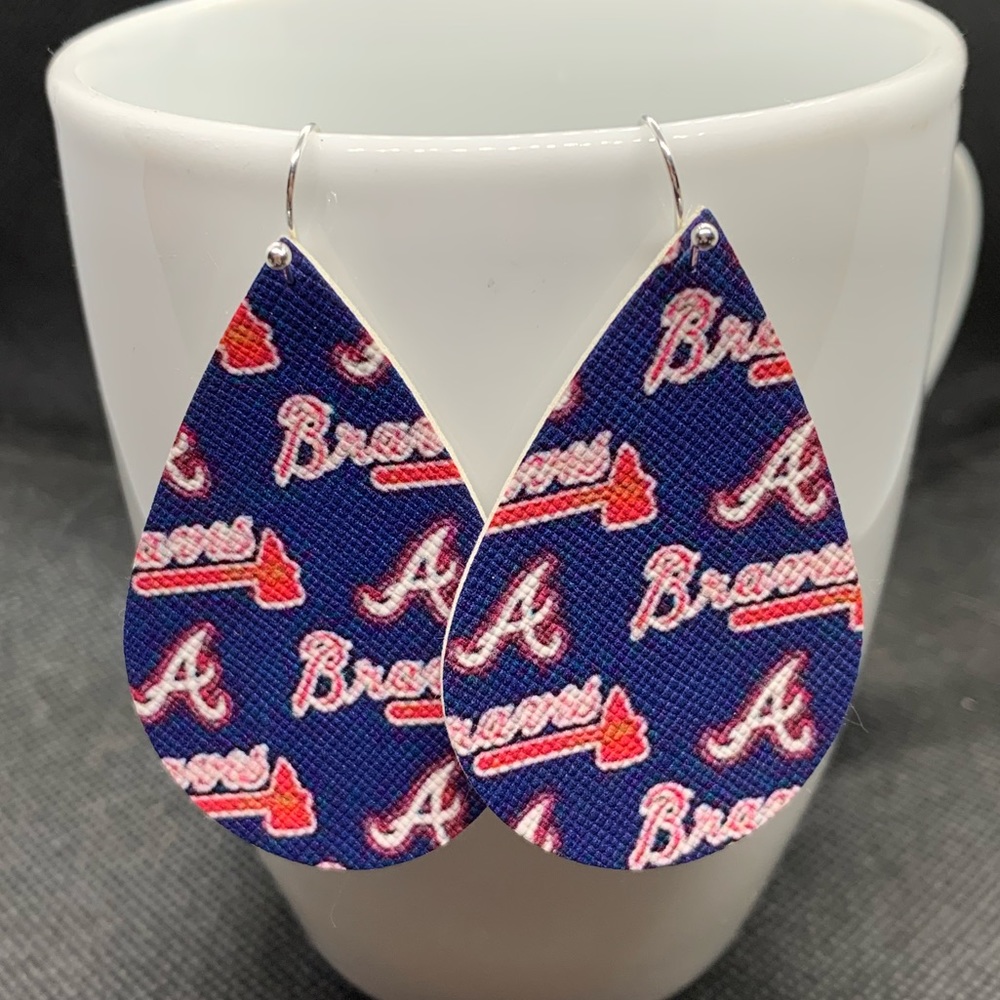 ⭐️2 FOR $10⭐️ Braves